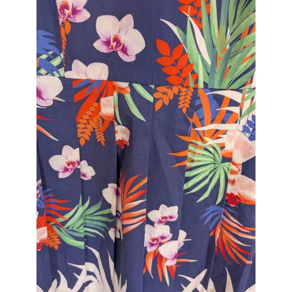 Talbots  Tropical Floral Sleeveless Lined Midi Dress Fit Flare Pleated 10P - Picture 3 of 8